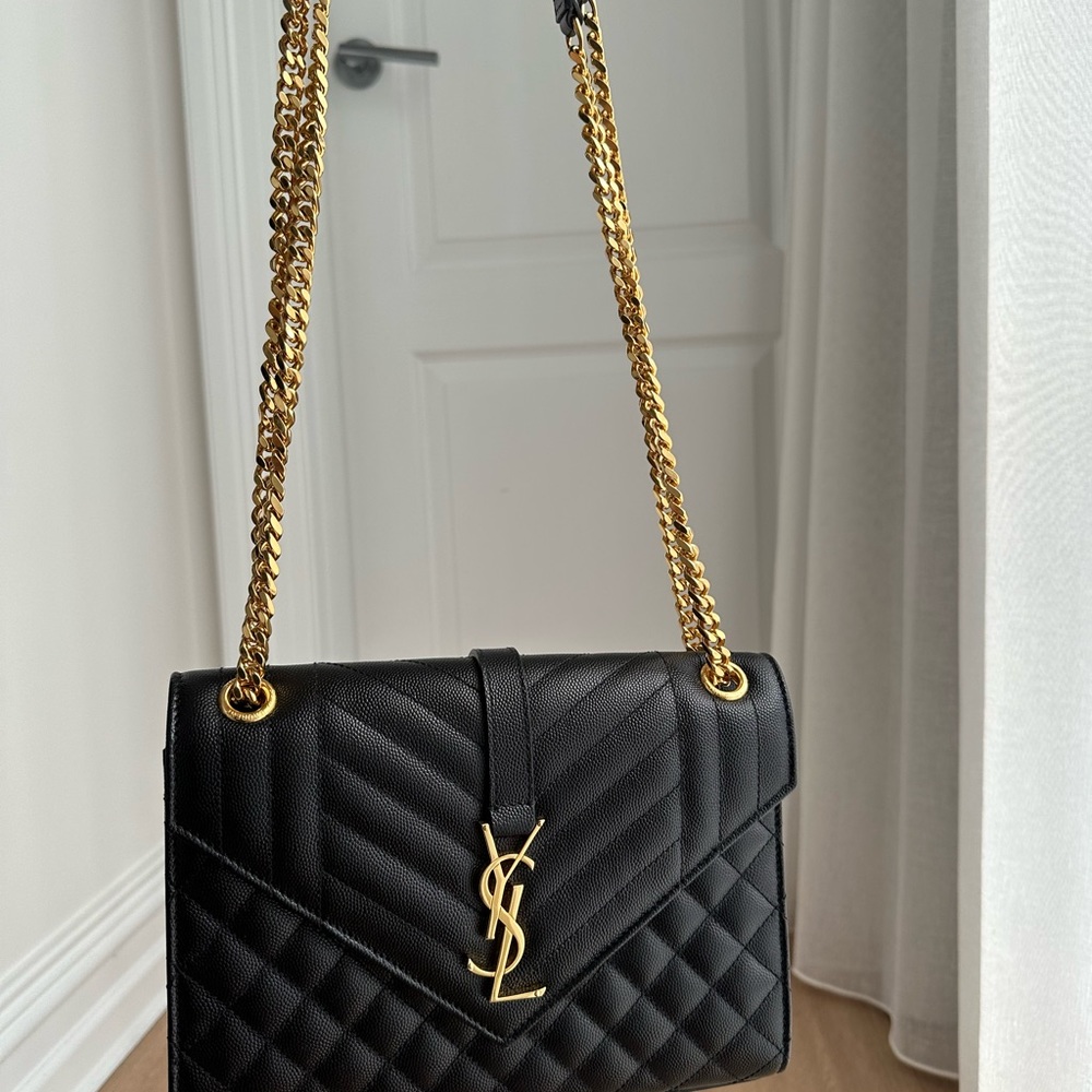 SAINT LAURENT ENVELOPE MEDIUM QUILTED TEXTURED LEATHER BAG - Picture 4 of 7